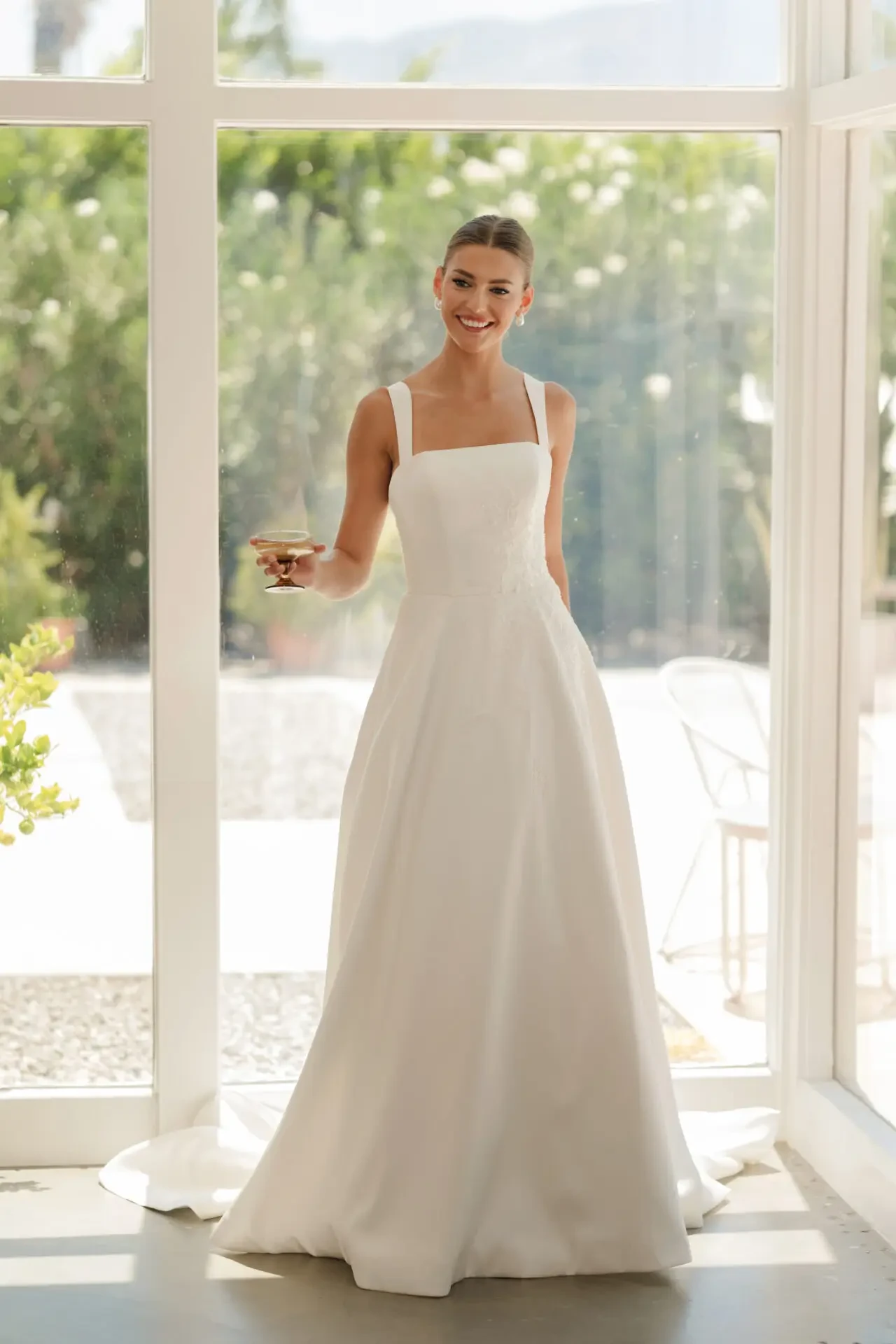 Mountain Setting Weddings 2026 Trends | B.B. Bridal. Desktop Image
