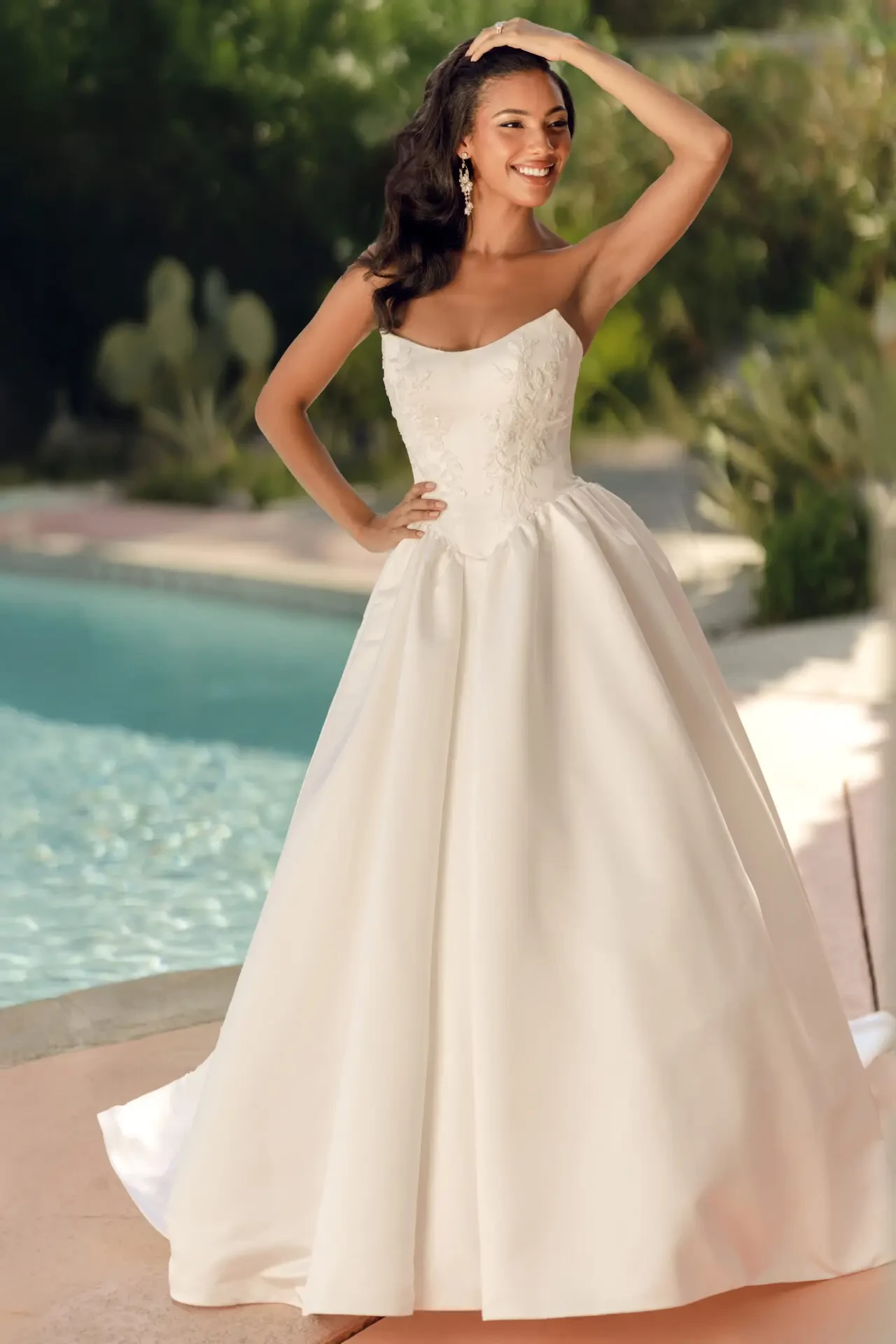 Basque Waist + Volume: The Bridal Trend Every Bride Needs to Know. Mobile Image