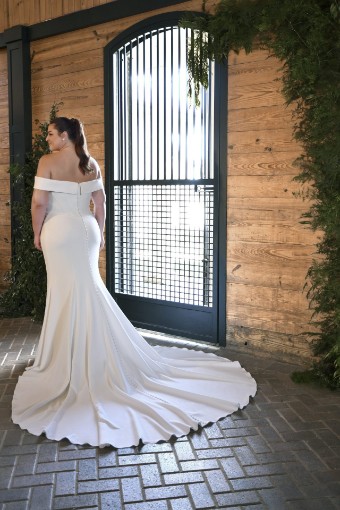 Essense of Australia Plus Size Style #Natasha #1 thumbnail
