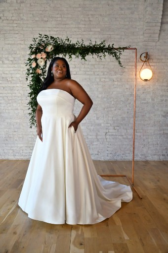 Stella York Plus Size Style #Alicia #0 default thumbnail