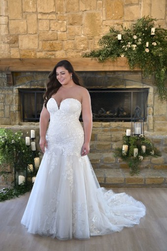 Stella York Plus Size Style #Darlene #0 default thumbnail