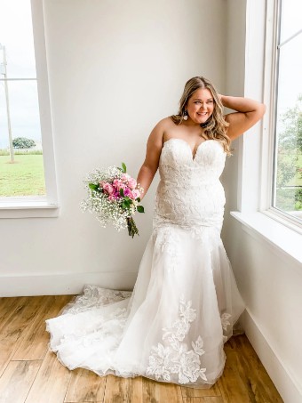 Stella York Plus Size Style #Darlene #2 thumbnail