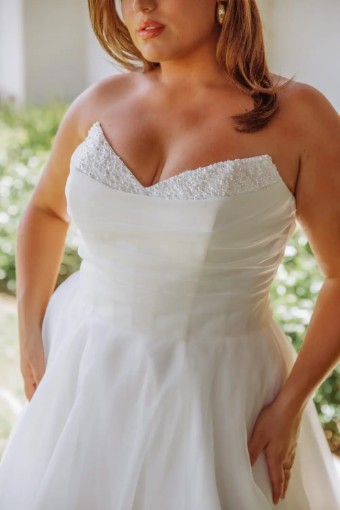 Essense of Australia Plus Size Style #Sabine #1 thumbnail