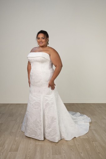 Stella York Plus Size Style #Journey #0 default thumbnail