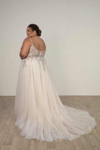Stella York Plus Size Style #Harris #1 thumbnail
