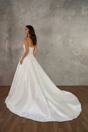 Essense of Australia ($1700-$2900) Style #Walsh #2 thumbnail