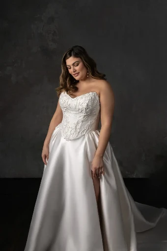 Essense of Australia Plus Size Style #Eden #0 default thumbnail